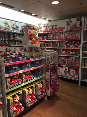 電商浪潮下的玩具王國坍塌 一家標志性玩具店的消失啟示錄